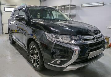 Замена акустики на Mitsubishi Outlander