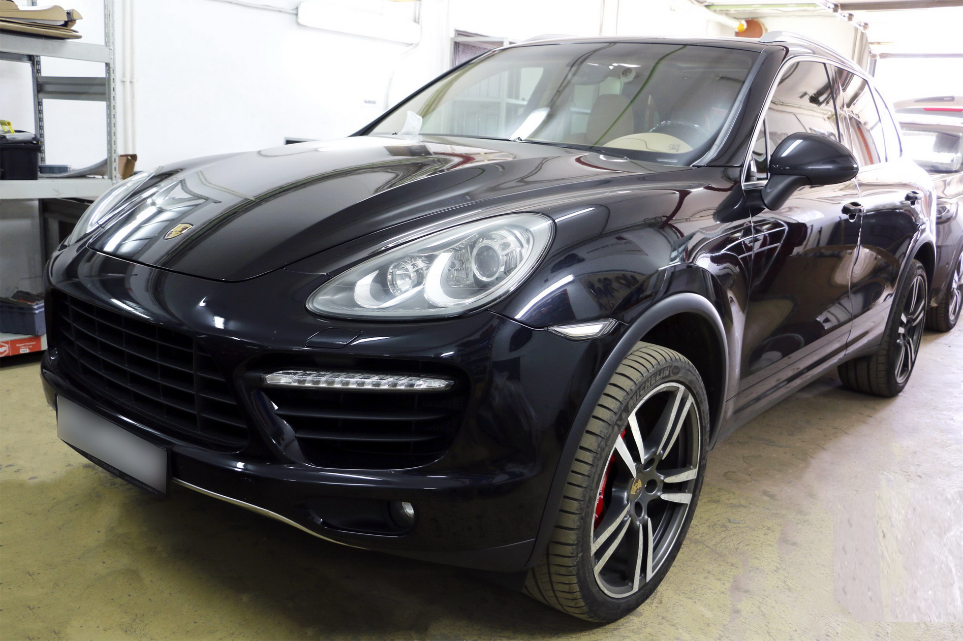 Шумоизоляция автомобиля Porsche Cayenne 958 Turbo